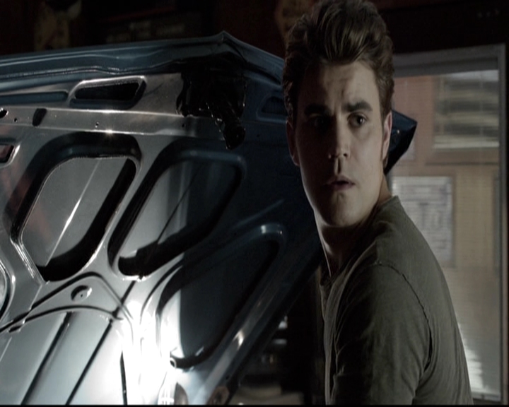 VampireDiariesWorld-dot-nl_6x04BlackHoleSun2223.jpg