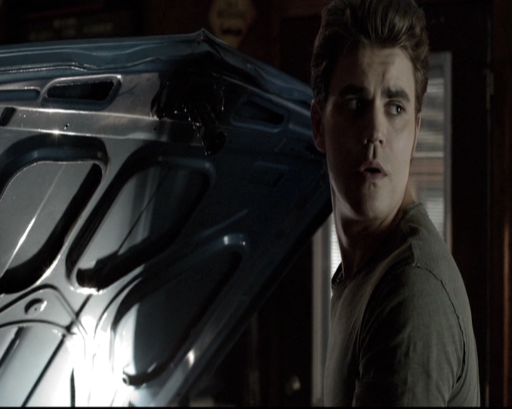 VampireDiariesWorld-dot-nl_6x04BlackHoleSun2224.jpg