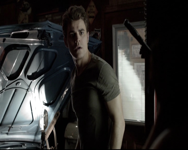 VampireDiariesWorld-dot-nl_6x04BlackHoleSun2238.jpg