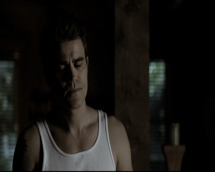 VampireDiariesWorld-dot-nl_6x05The_WorldHasTurnedAndLeftMeHere0101.jpg