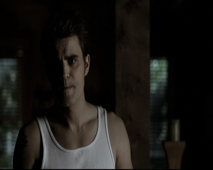 VampireDiariesWorld-dot-nl_6x05The_WorldHasTurnedAndLeftMeHere0102.jpg