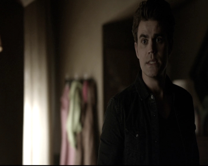 VampireDiariesWorld-dot-nl_6x05The_WorldHasTurnedAndLeftMeHere0155.jpg