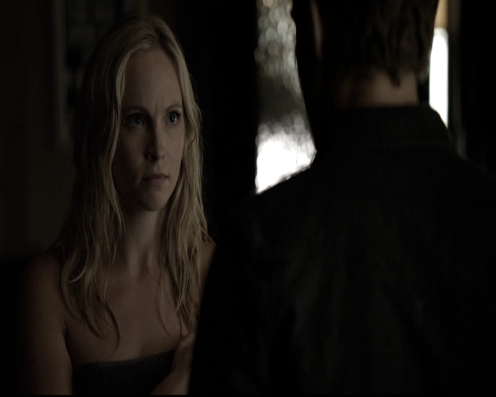 VampireDiariesWorld-dot-nl_6x05The_WorldHasTurnedAndLeftMeHere0203.jpg