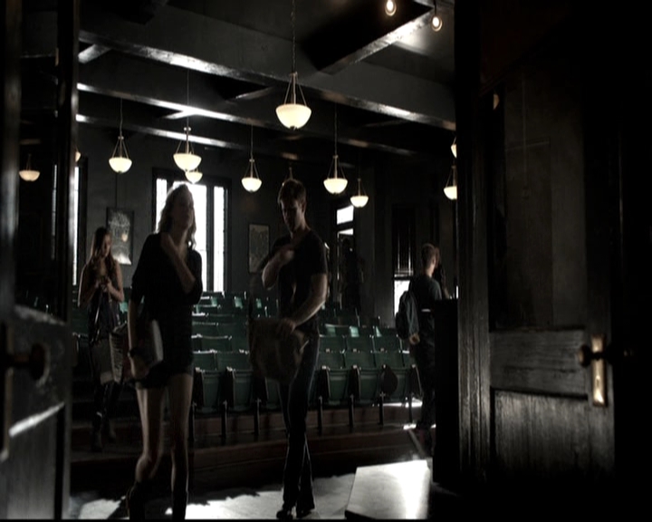 VampireDiariesWorld-dot-nl_6x05The_WorldHasTurnedAndLeftMeHere0314.jpg