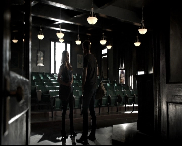 VampireDiariesWorld-dot-nl_6x05The_WorldHasTurnedAndLeftMeHere0366.jpg