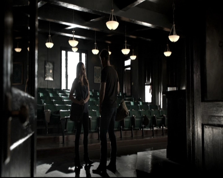 VampireDiariesWorld-dot-nl_6x05The_WorldHasTurnedAndLeftMeHere0367.jpg