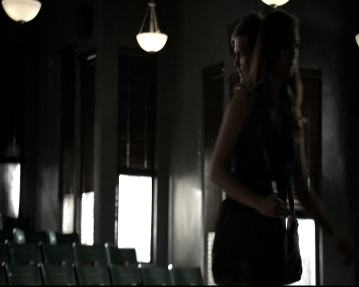 VampireDiariesWorld-dot-nl_6x05The_WorldHasTurnedAndLeftMeHere0376.jpg