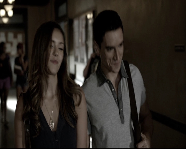 VampireDiariesWorld-dot-nl_6x05The_WorldHasTurnedAndLeftMeHere0391.jpg