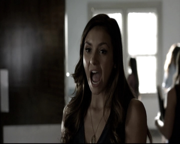 VampireDiariesWorld-dot-nl_6x05The_WorldHasTurnedAndLeftMeHere0421.jpg