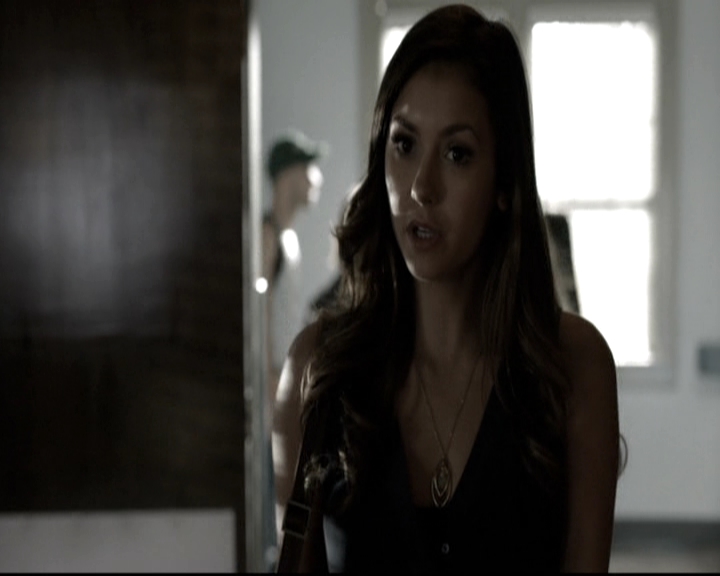 VampireDiariesWorld-dot-nl_6x05The_WorldHasTurnedAndLeftMeHere0422.jpg