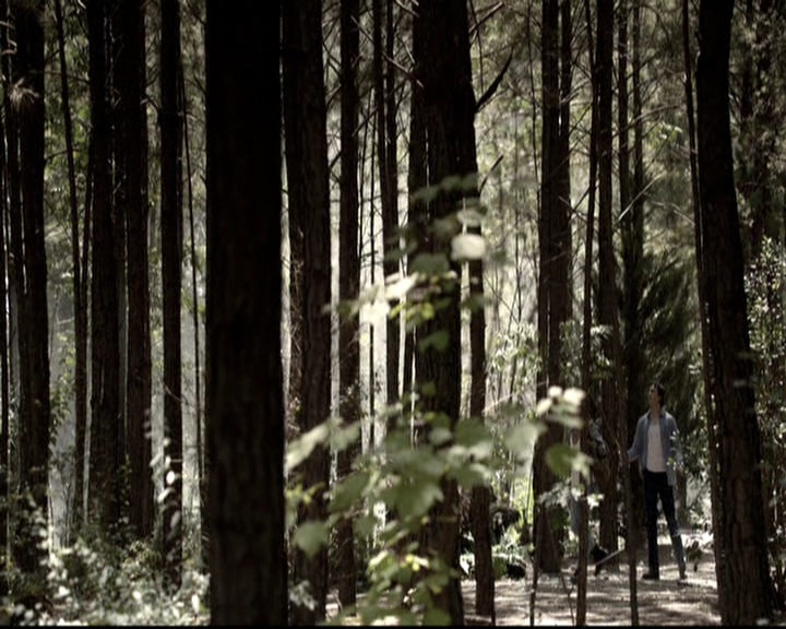 VampireDiariesWorld-dot-nl_6x05The_WorldHasTurnedAndLeftMeHere0436.jpg