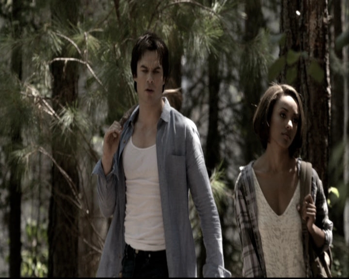 VampireDiariesWorld-dot-nl_6x05The_WorldHasTurnedAndLeftMeHere0447.jpg