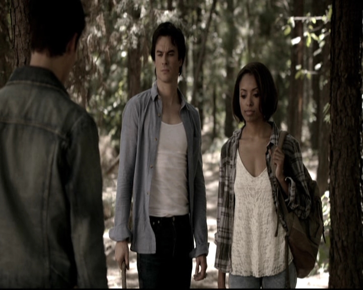 VampireDiariesWorld-dot-nl_6x05The_WorldHasTurnedAndLeftMeHere0493.jpg