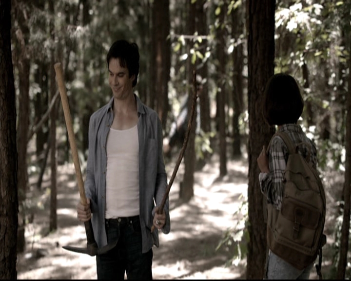 VampireDiariesWorld-dot-nl_6x05The_WorldHasTurnedAndLeftMeHere0507.jpg