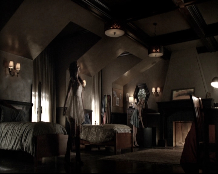 VampireDiariesWorld-dot-nl_6x05The_WorldHasTurnedAndLeftMeHere0514.jpg