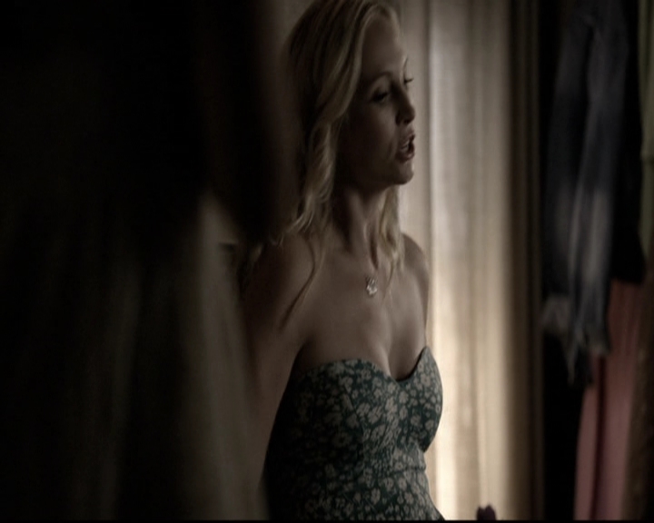 VampireDiariesWorld-dot-nl_6x05The_WorldHasTurnedAndLeftMeHere0528.jpg