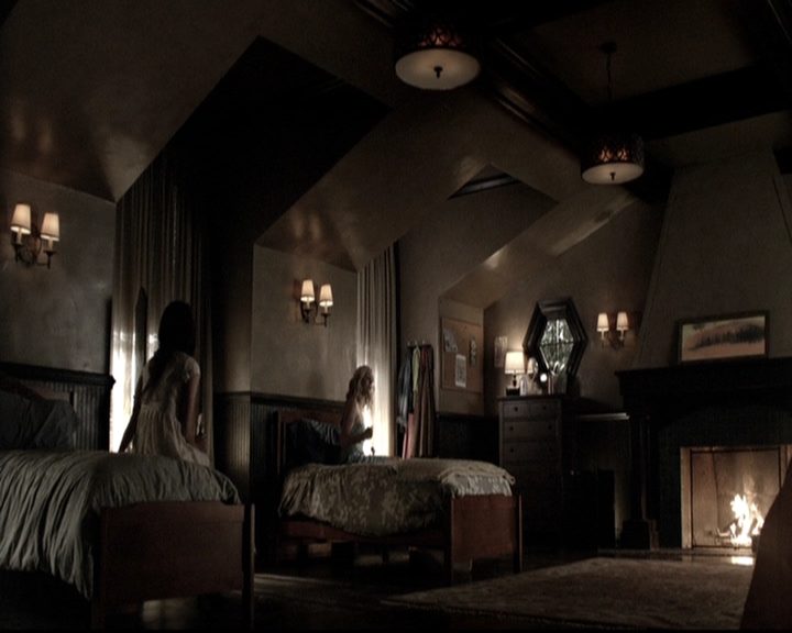 VampireDiariesWorld-dot-nl_6x05The_WorldHasTurnedAndLeftMeHere0550.jpg