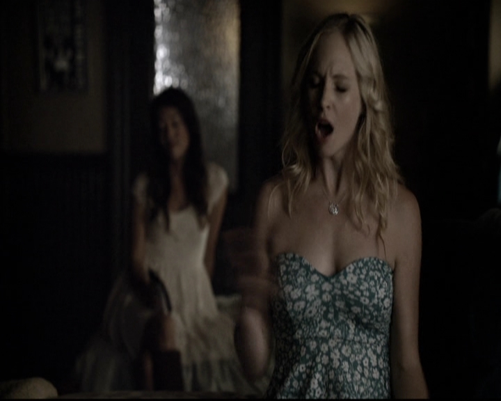 VampireDiariesWorld-dot-nl_6x05The_WorldHasTurnedAndLeftMeHere0553.jpg