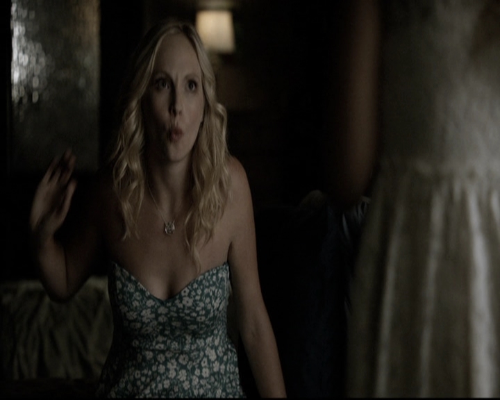 VampireDiariesWorld-dot-nl_6x05The_WorldHasTurnedAndLeftMeHere0575.jpg