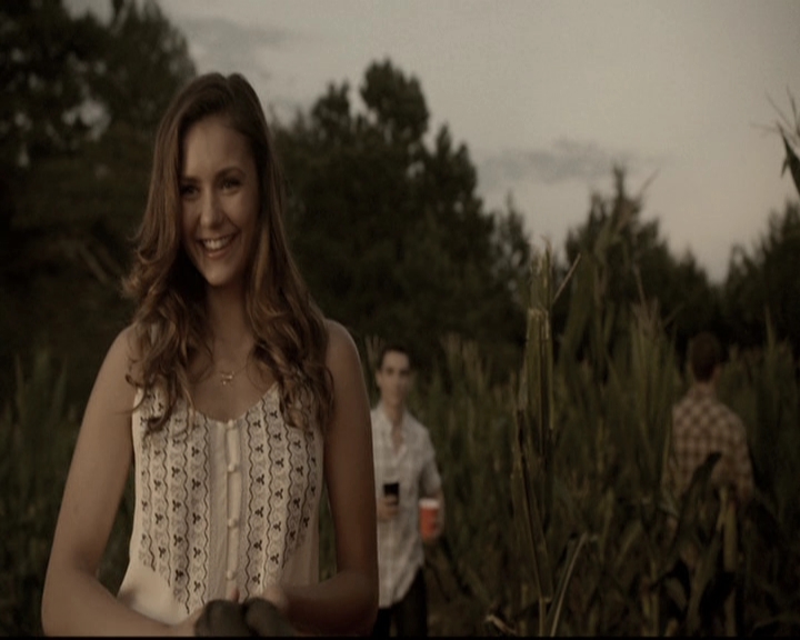 VampireDiariesWorld-dot-nl_6x05The_WorldHasTurnedAndLeftMeHere0611.jpg