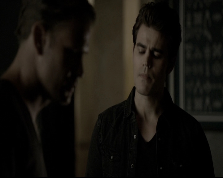 VampireDiariesWorld-dot-nl_6x05The_WorldHasTurnedAndLeftMeHere0723.jpg