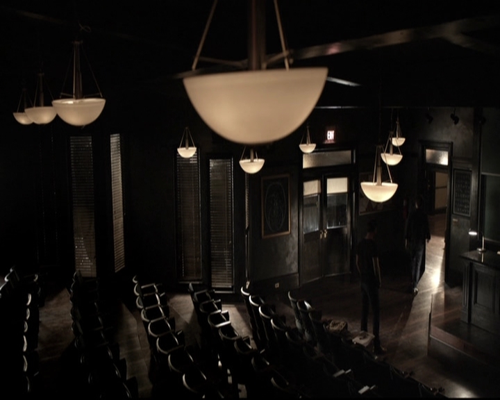 VampireDiariesWorld-dot-nl_6x05The_WorldHasTurnedAndLeftMeHere0741.jpg