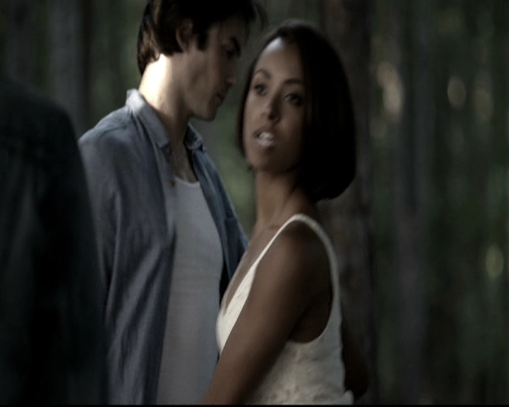 VampireDiariesWorld-dot-nl_6x05The_WorldHasTurnedAndLeftMeHere0836.jpg