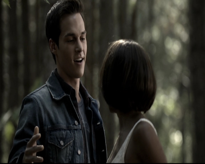 VampireDiariesWorld-dot-nl_6x05The_WorldHasTurnedAndLeftMeHere0886.jpg