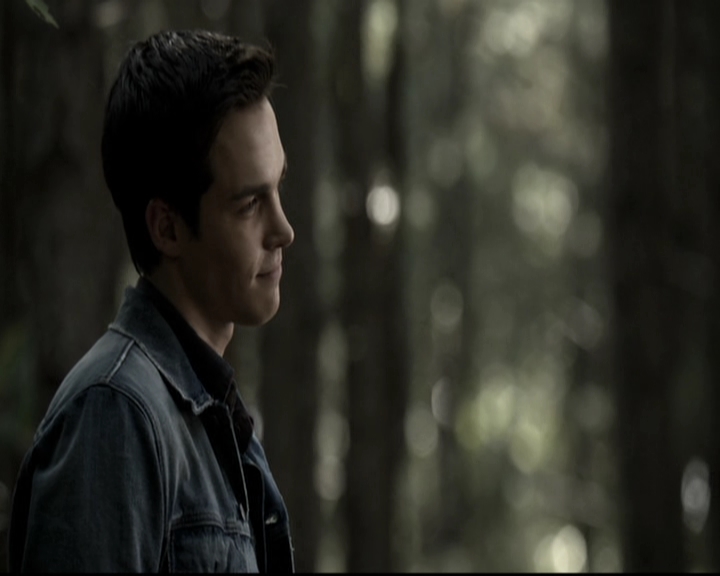 VampireDiariesWorld-dot-nl_6x05The_WorldHasTurnedAndLeftMeHere0901.jpg