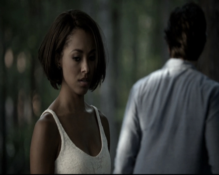 VampireDiariesWorld-dot-nl_6x05The_WorldHasTurnedAndLeftMeHere0913.jpg