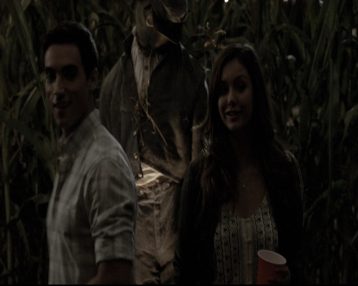 VampireDiariesWorld-dot-nl_6x05The_WorldHasTurnedAndLeftMeHere0925.jpg