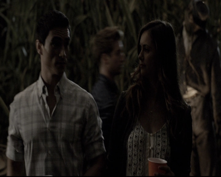 VampireDiariesWorld-dot-nl_6x05The_WorldHasTurnedAndLeftMeHere0928.jpg