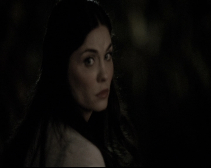 VampireDiariesWorld-dot-nl_6x05The_WorldHasTurnedAndLeftMeHere0976.jpg