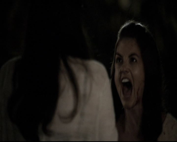 VampireDiariesWorld-dot-nl_6x05The_WorldHasTurnedAndLeftMeHere0978.jpg