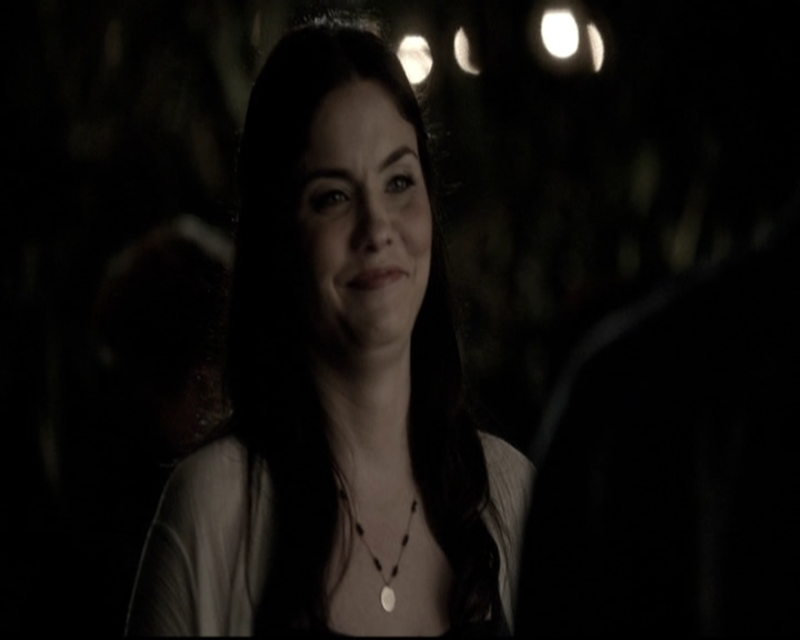 VampireDiariesWorld-dot-nl_6x05The_WorldHasTurnedAndLeftMeHere0987.jpg