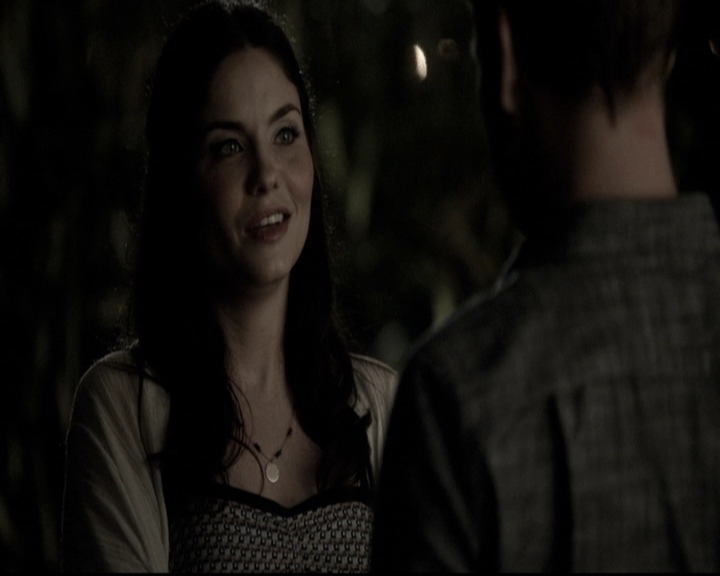 VampireDiariesWorld-dot-nl_6x05The_WorldHasTurnedAndLeftMeHere1002.jpg