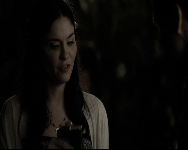 VampireDiariesWorld-dot-nl_6x05The_WorldHasTurnedAndLeftMeHere1018.jpg