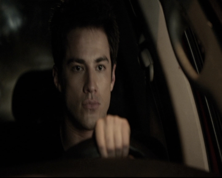 VampireDiariesWorld-dot-nl_6x05The_WorldHasTurnedAndLeftMeHere1025.jpg