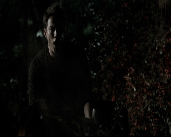 VampireDiariesWorld-dot-nl_6x05The_WorldHasTurnedAndLeftMeHere1068.jpg