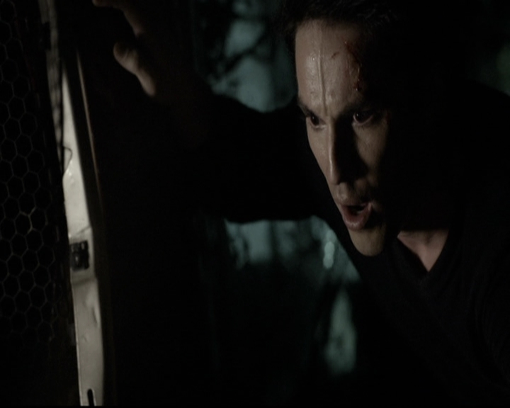 VampireDiariesWorld-dot-nl_6x05The_WorldHasTurnedAndLeftMeHere1089.jpg