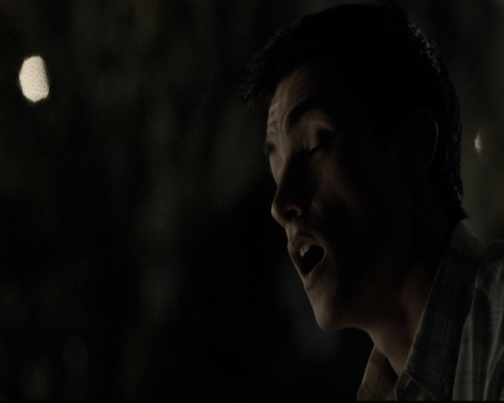 VampireDiariesWorld-dot-nl_6x05The_WorldHasTurnedAndLeftMeHere1108.jpg