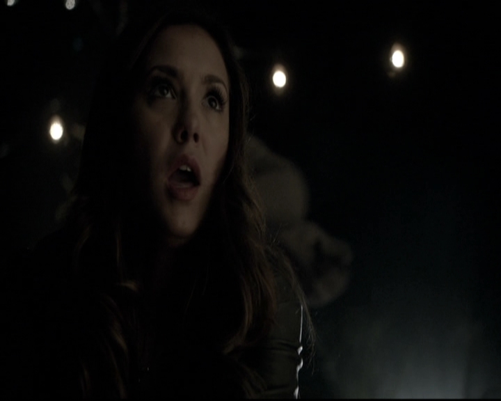 VampireDiariesWorld-dot-nl_6x05The_WorldHasTurnedAndLeftMeHere1137.jpg