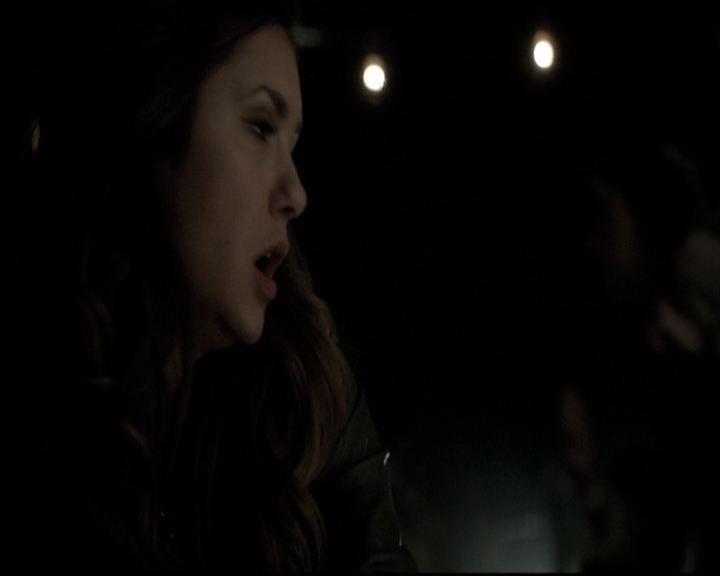 VampireDiariesWorld-dot-nl_6x05The_WorldHasTurnedAndLeftMeHere1144.jpg