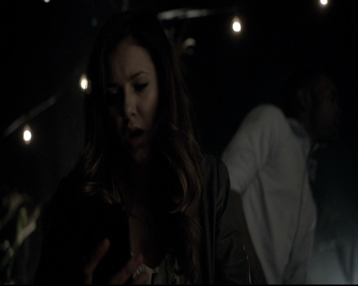 VampireDiariesWorld-dot-nl_6x05The_WorldHasTurnedAndLeftMeHere1161.jpg