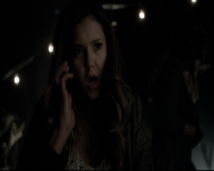 VampireDiariesWorld-dot-nl_6x05The_WorldHasTurnedAndLeftMeHere1162.jpg