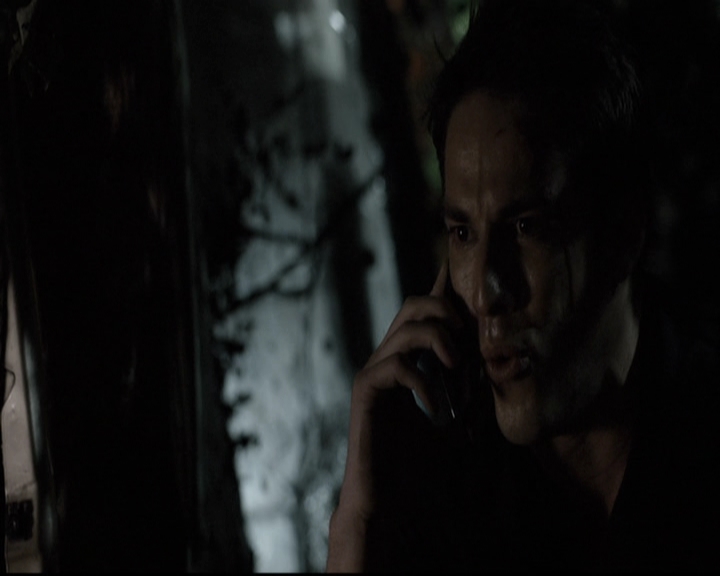 VampireDiariesWorld-dot-nl_6x05The_WorldHasTurnedAndLeftMeHere1183.jpg