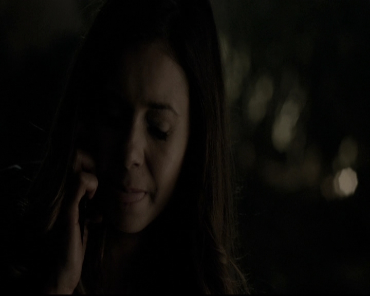 VampireDiariesWorld-dot-nl_6x05The_WorldHasTurnedAndLeftMeHere1185.jpg