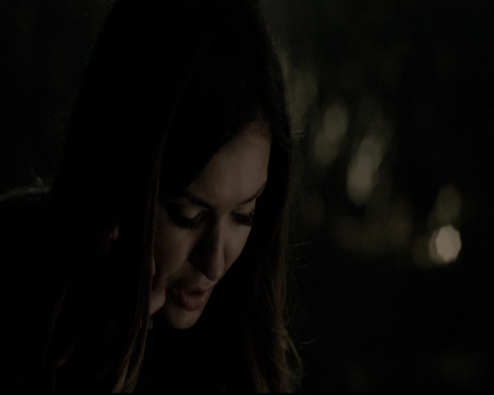 VampireDiariesWorld-dot-nl_6x05The_WorldHasTurnedAndLeftMeHere1188.jpg