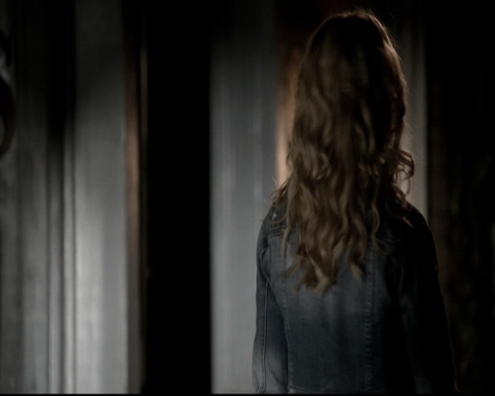 VampireDiariesWorld-dot-nl_6x05The_WorldHasTurnedAndLeftMeHere1232.jpg