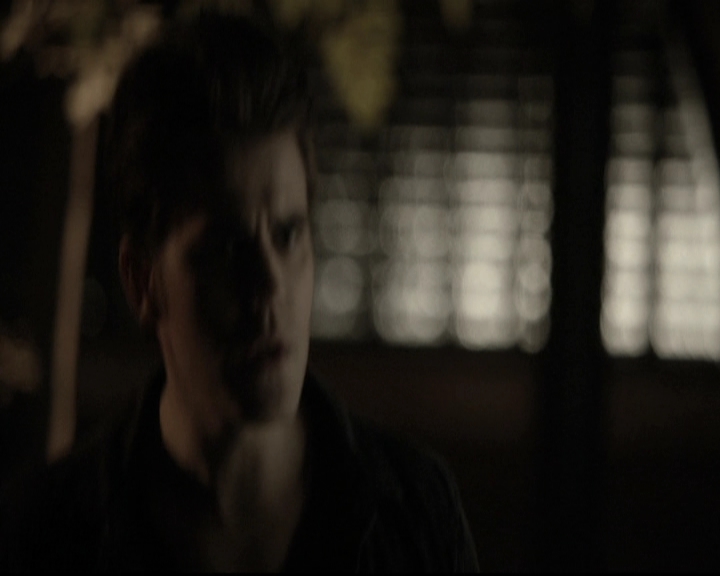 VampireDiariesWorld-dot-nl_6x05The_WorldHasTurnedAndLeftMeHere1239.jpg